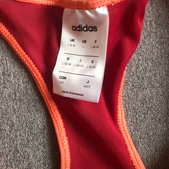 Adidas’s sports bra - large - Picture 2 of 3